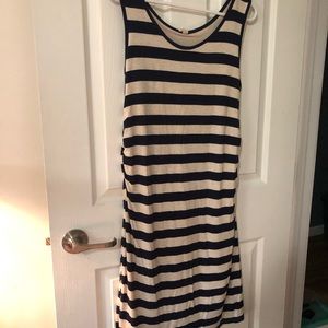 Pink blush maternity dress Large